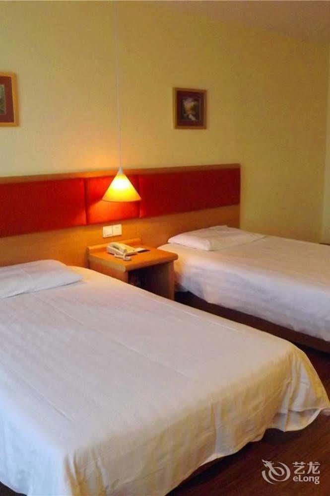 Home Inn Guiyang Zunyi Road Extérieur photo